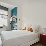 Cosy And Renovated Studio In Heart Of Paris Xvieme